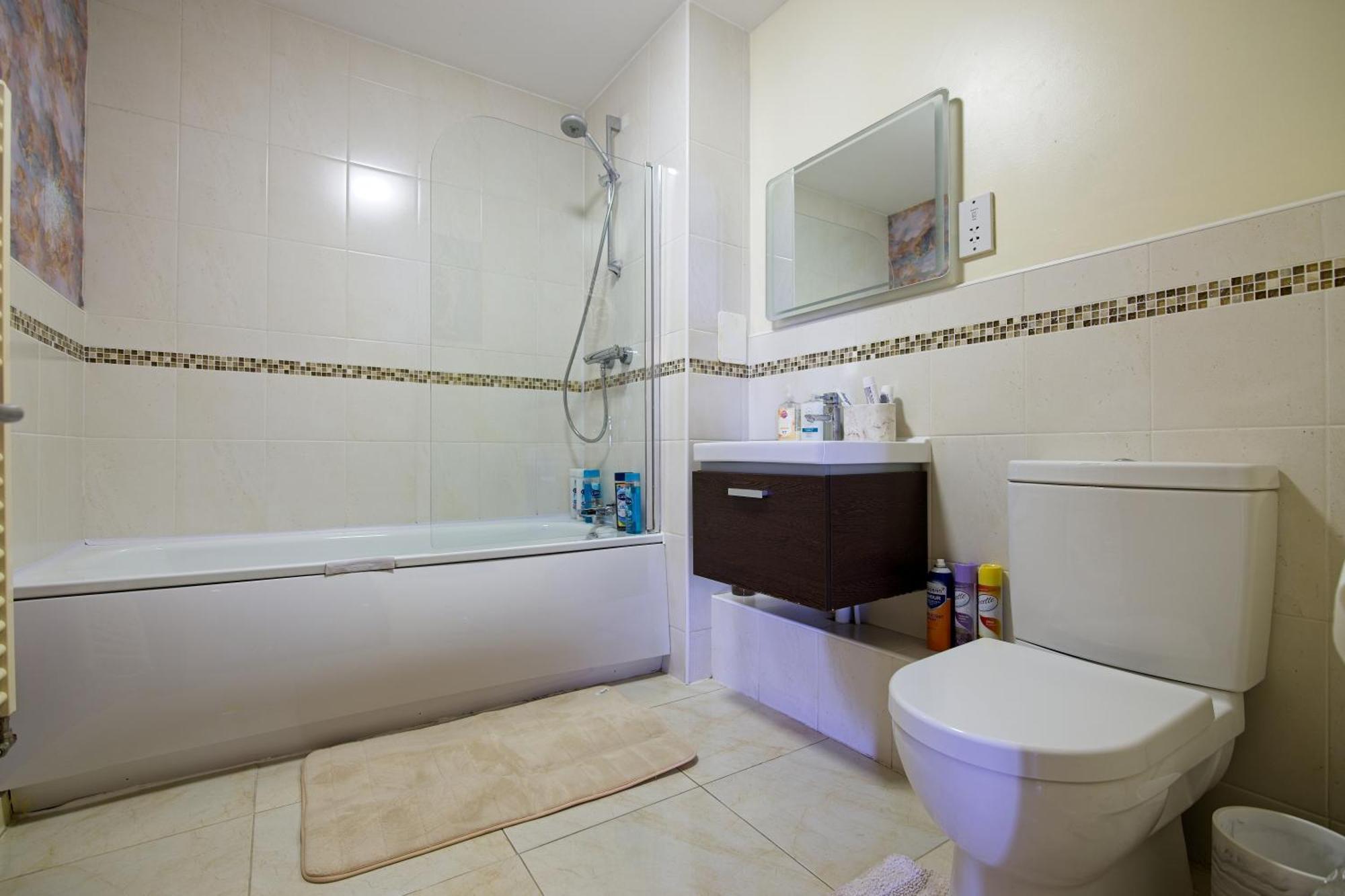 Five Star Rated Condo Manchester Ngoại thất bức ảnh